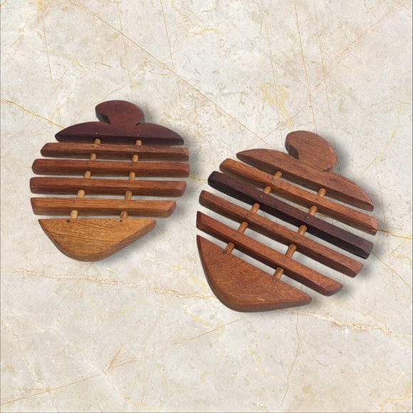 Handmade Strawberry Teak Wood Trivet for Hot Dishes, Pot Pan or Tea Pot Holder - Picture 6 of 10